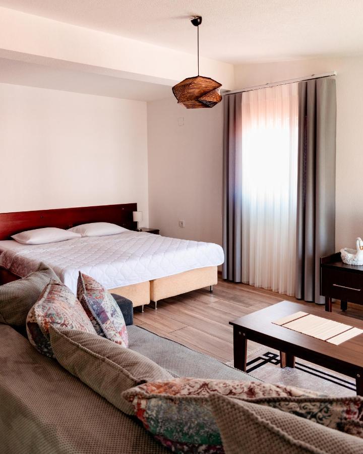 Demetra Apartments Ohrid Esterno foto