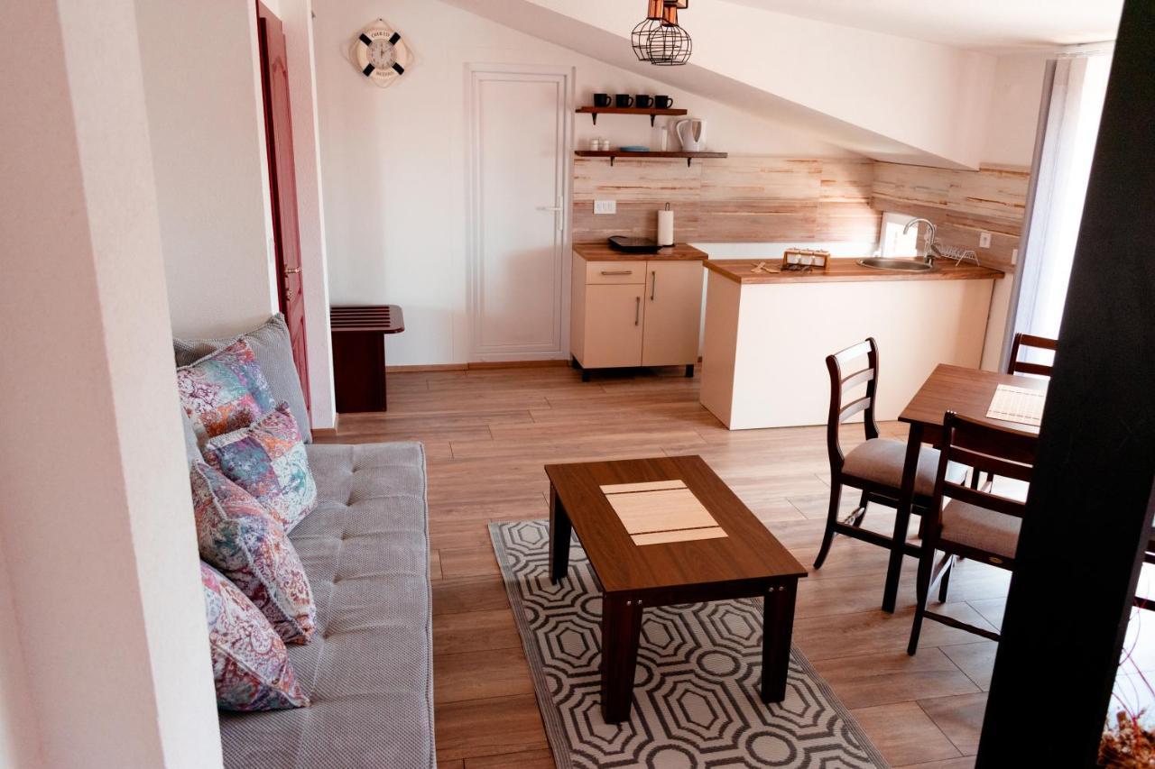Demetra Apartments Ohrid Esterno foto