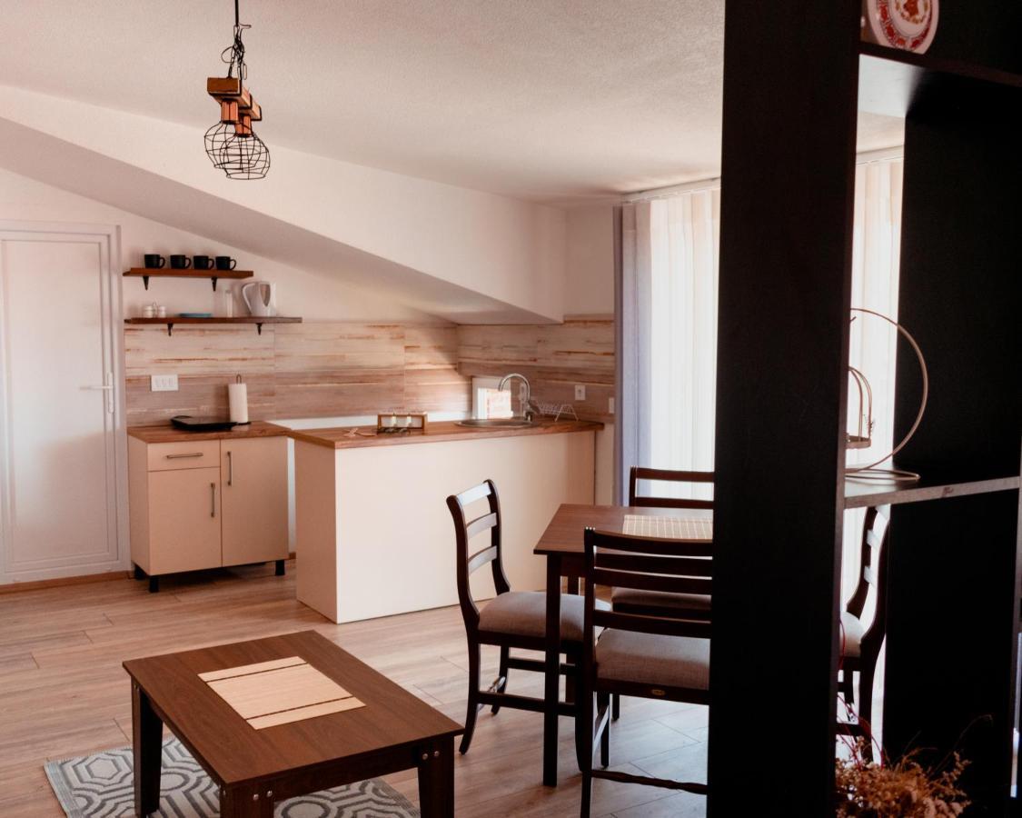 Demetra Apartments Ohrid Esterno foto