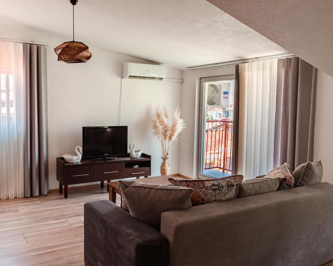 Demetra Apartments Ohrid Esterno foto
